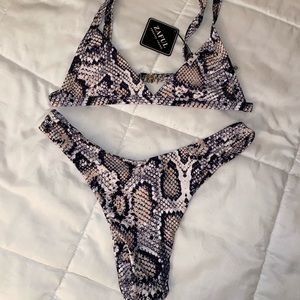 Zaful Snakeskin Two Piece Bathing Suit